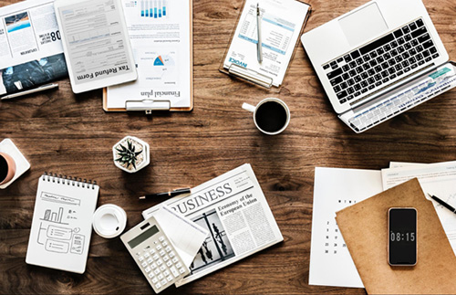 Pen Paper Iphone Tea Macbook On Table